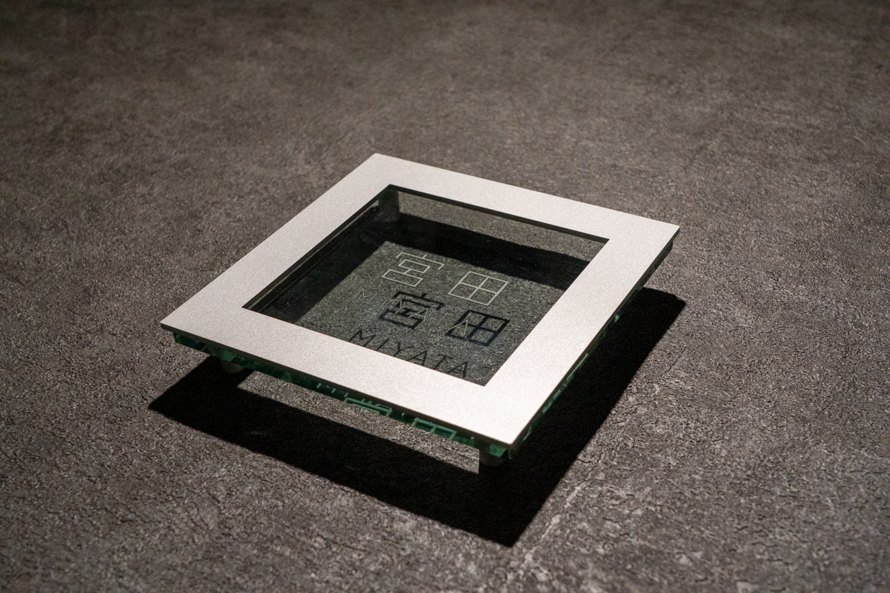 Ruri frame C 155×155mm(宮田) – ミッドセンチュリー表札 MICS(ミクス) Ruri frame C 155×155mm(宮田) – ミッドセンチュリー表札 MICS(ミクス)